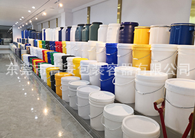 日日日wwwww吉安容器一楼涂料桶、机油桶展区